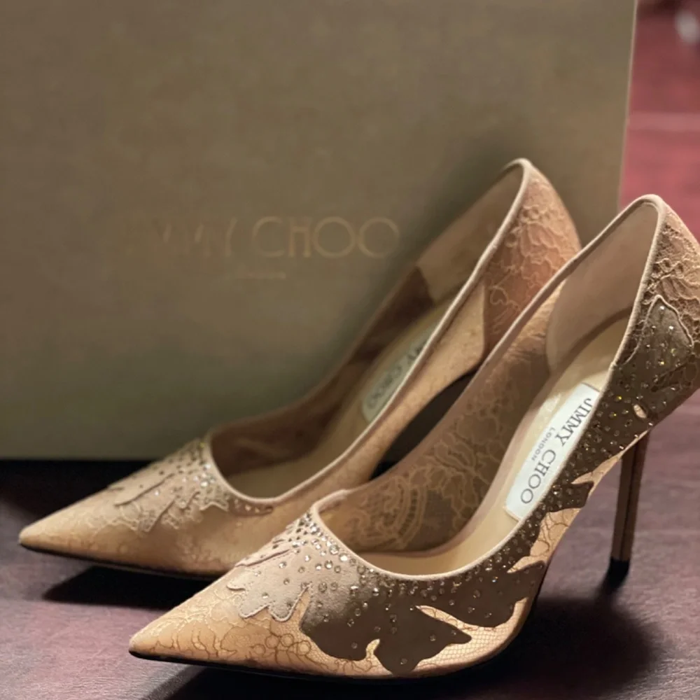 Shoes - Picture 5 of 5